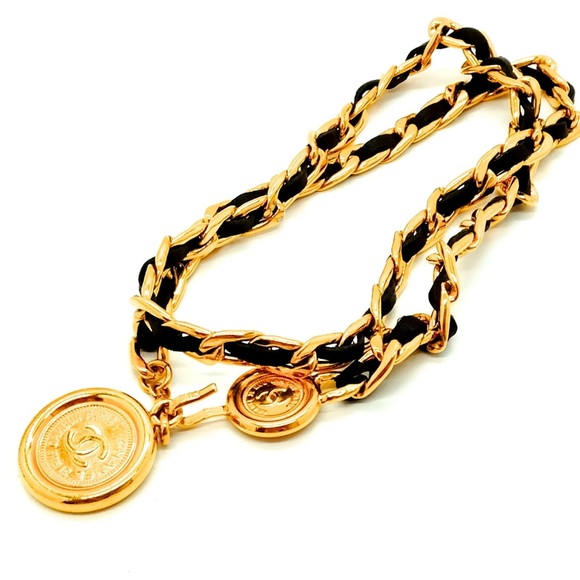 CHANEL Accessories - Chanel Gold Tone & Black Chain Belt - 85 cm/33 inches